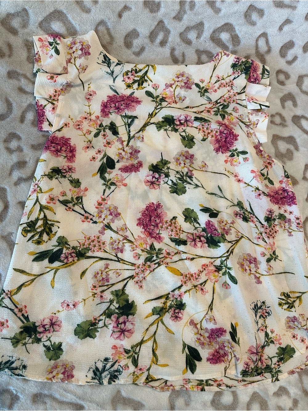 Monteau White Floral Button-Front Blouse with Ruffle Sleeves